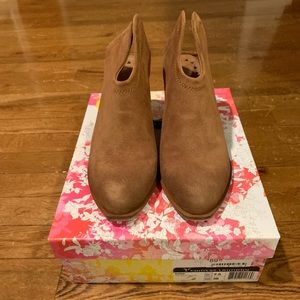 Chinese Laundry suede booties